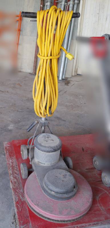 lot 5377 image: HAWK Floor Buffer - M# HP1520-HSB - works see video - note switch wont turn off