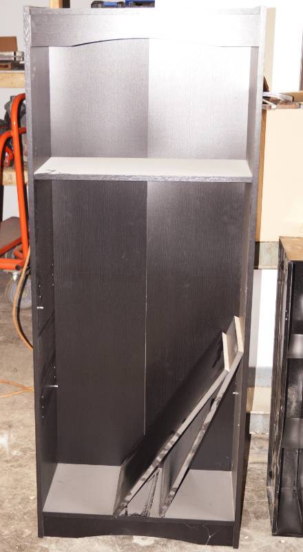 lot 5380 image: Organizing Shelf - 5 ft. Tall
