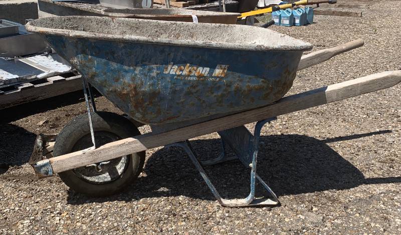 lot 5330 image: Wheelbarrow - Wheel Barrow - Wheel Barrel - Wheeled Barrel