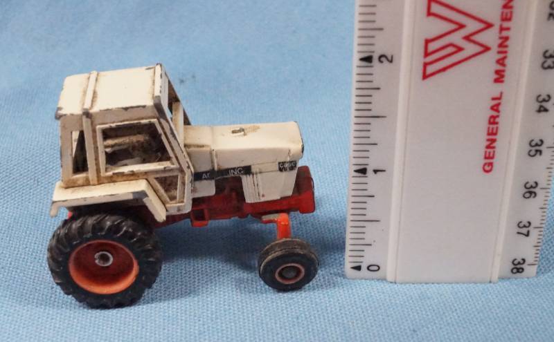 lot 5704 image: Matchbox Size Toy Tractor