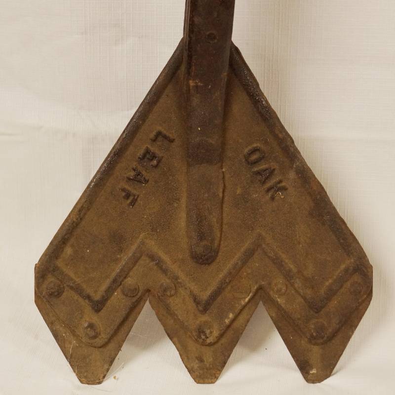 lot 5713 image: Vintage Oak Leaf Roofing Tool - Cool Tool