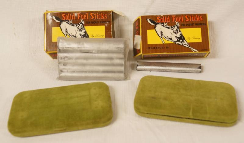 lot 5719 image: Lot of 2 Solid Fuel Sticks for Pocket Warmers