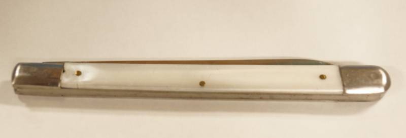 lot 6323 image: Sabre Thin Long Pocket Knife