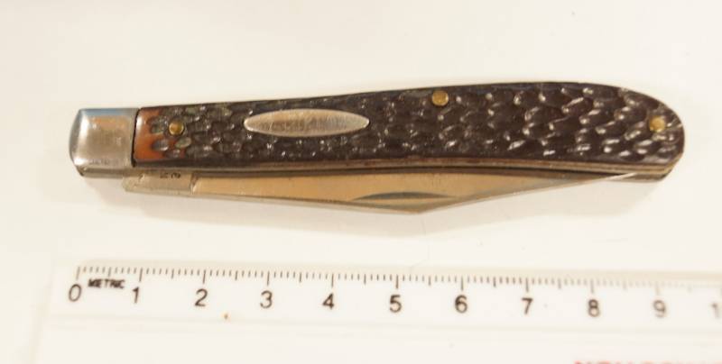 lot 6331 image: Sabre Brown Pocket Knife