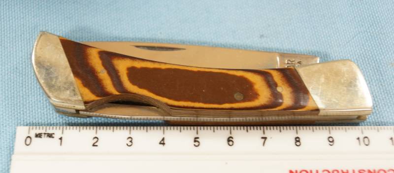 lot 6345 image: Unique Looking Pocket Knife - See Pictures