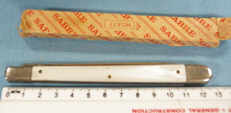 lot 6353 image: Sabre Longer Pocket Knife wBox