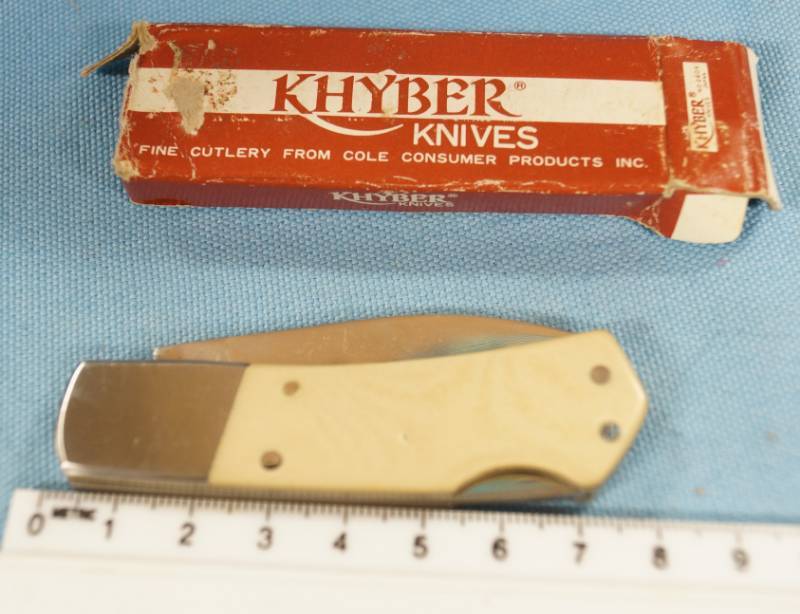 lot 6355 image: Khyber Pocket Knife wBox