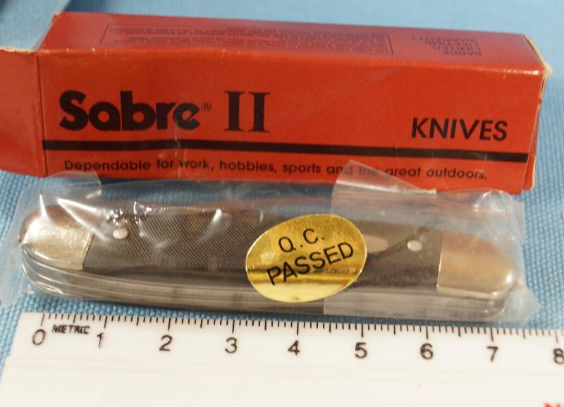 lot 6361 image: Sabre Pocket Knife NIB
