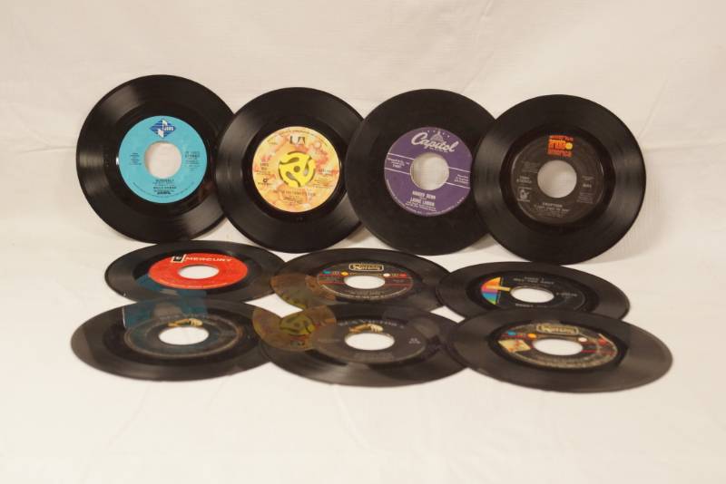 lot 5755 image: Lot of 10 45s Vinyl Records - See Titles