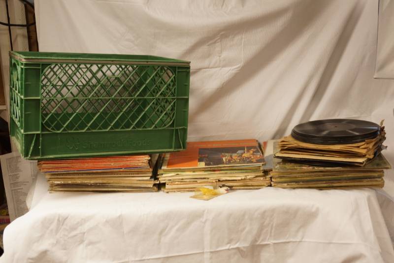 lot 5788 image: Lot of Misc Vinyl Albums - Bunch of Disney and Childrens Albums