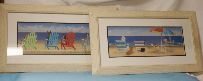 lot 5802 image: Lot of 2 Hanging Wall Art - Dogs of Summer Theme - Very Cute