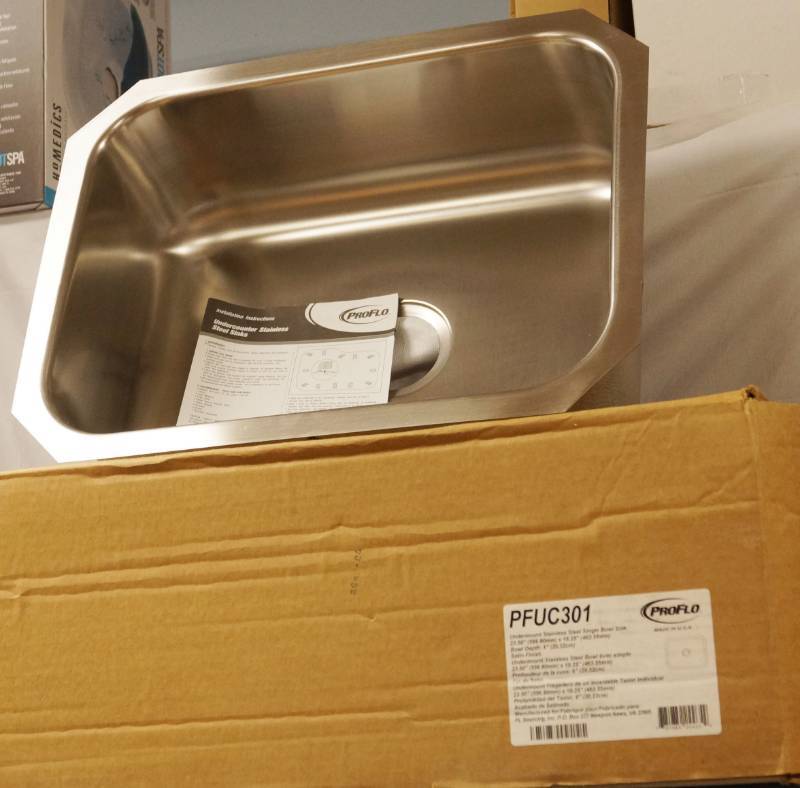 lot 5808 image: PROFLO Stainless Steel Single Bowl Sink NIB -Check this Out