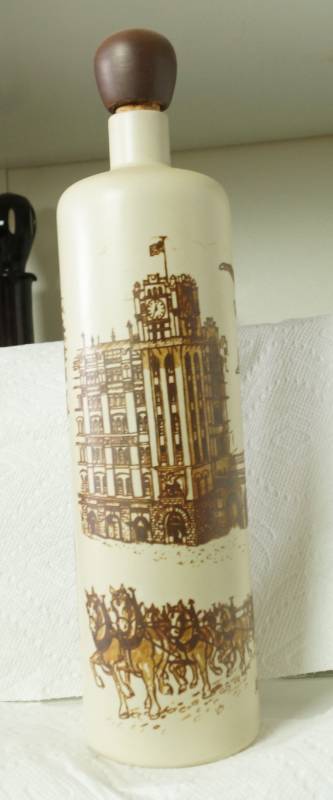 lot 1075 image: Ceramarte Bottle - Made in Brazil - Busch Garden