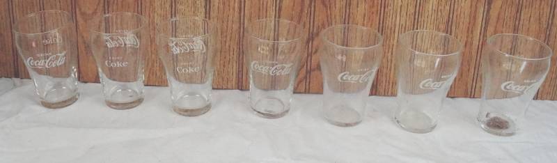 lot 1449 image: Lot of 7 Small Coca-Cola Glasses