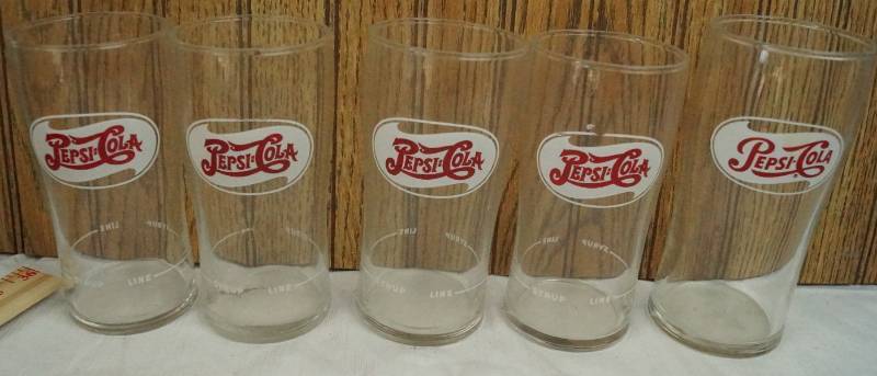 lot 1488 image: Lot of 5 Vintage Pepsi Cola Drinking Glasses