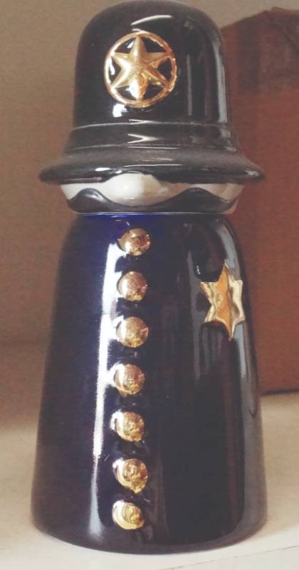 lot 1495 image: Vintage Policeman Stein - WEBCO Ceramarte - OFFICER SUDS