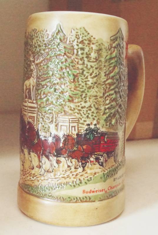 lot 1496 image: Vintage Budweiser Ceramic Mug - Ceramarte