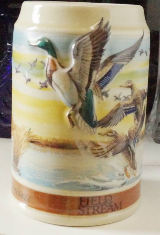 lot 1513 image: Field & Stream Collectable Duck Wildlife Mug