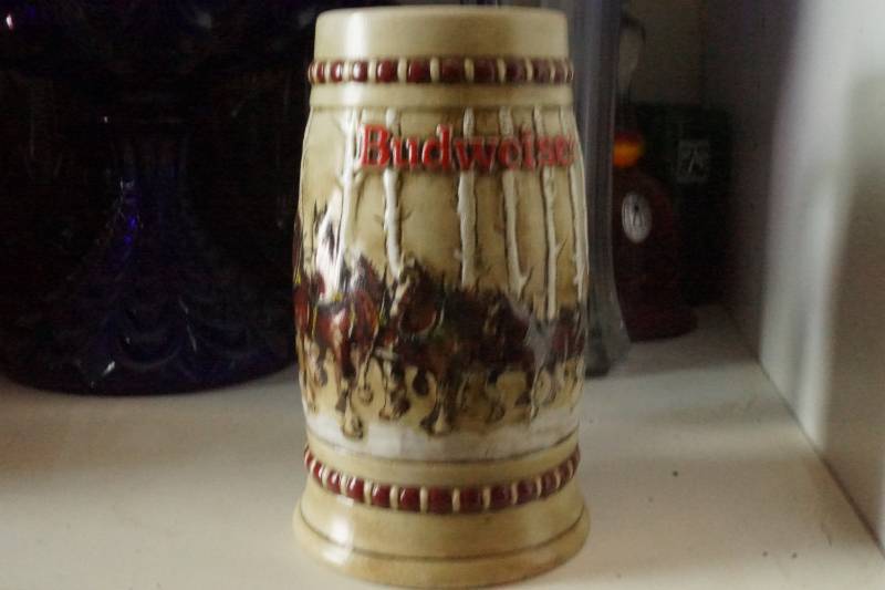 lot 1523 image: Budweiser Clydesdales Collectable Mug
