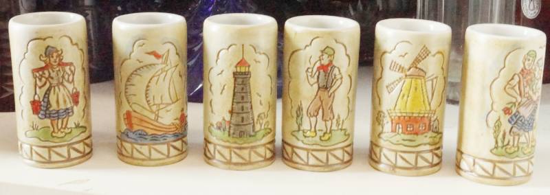 lot 1532 image: Lot of 6 German Shot Glasses - Beautiful Designs