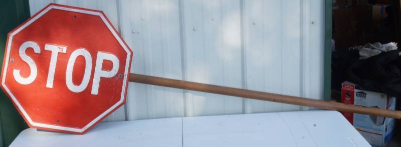 lot 1032 image: Vintage Crossing Guard Sign - Metal Cross Walk Holding Stop Sign - RIGHT SIDE