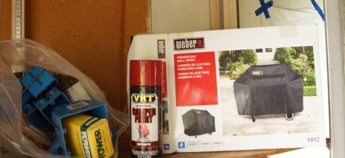 lot 1175 image: Misc Items - NIB Grill Cover - Paint and More