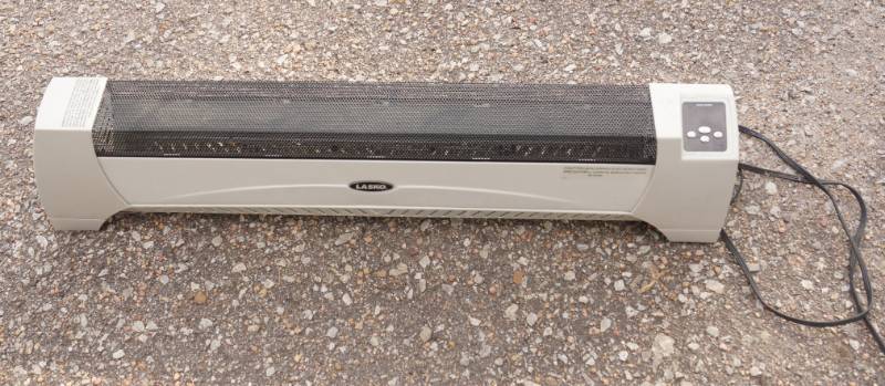 lot 1179 image: Lasko Digital Control Electric Heater - Works