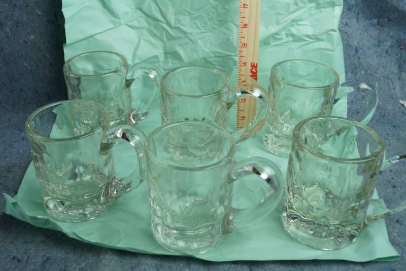lot 1219 image: Collection of Root Beer Mugs - A & W - Cool