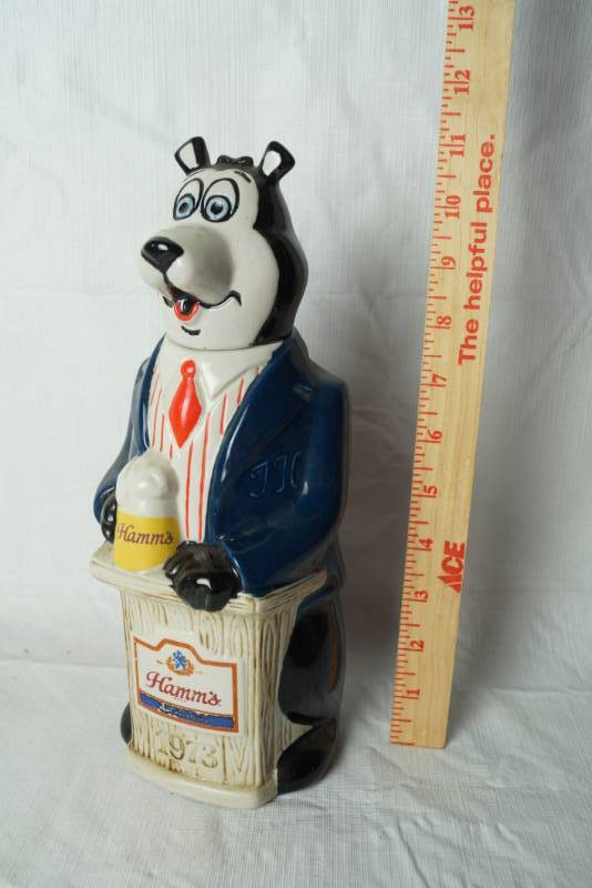 lot 1706 image: Vintage Numbered 1973 Hamms Beer Bear Decanter - Rare Find Great Condition