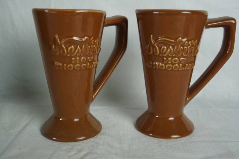 lot 1767 image: Lot of 2 Vintage Nesbitts Hot Chocolate Mugs