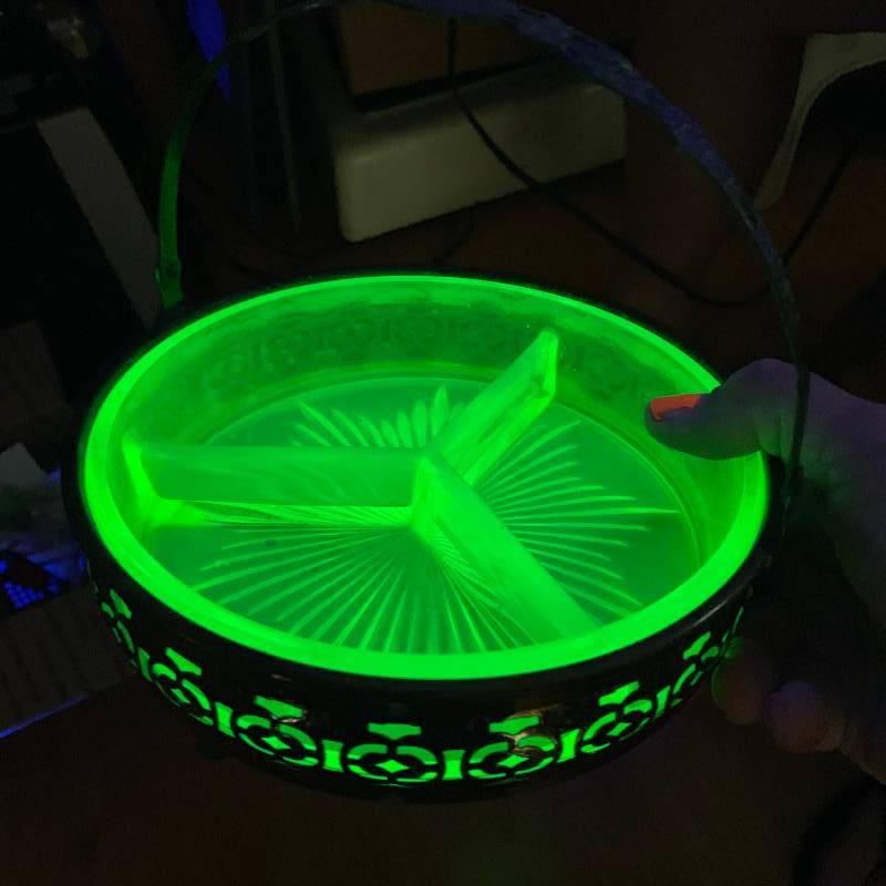lot 1094 image: URANIUM GLASS Vintage Decorative Divided Serving Bowl in a Silver Holder - AWESOME PIECE
