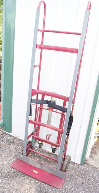 lot 1395 image: Very Nice APPLIANCE DOLLY  HAND TRUCK