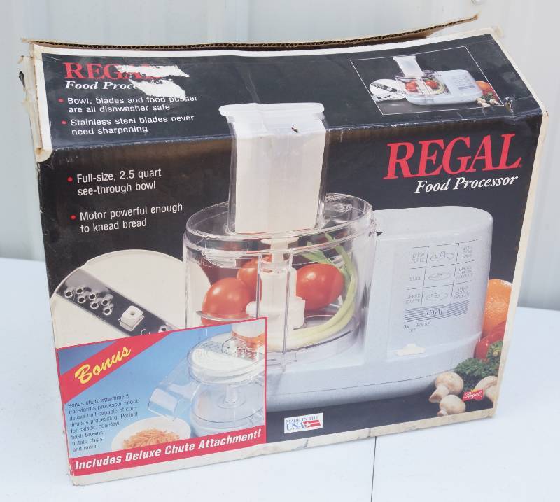 lot 5940 image: Regal Food Processor - Looks New