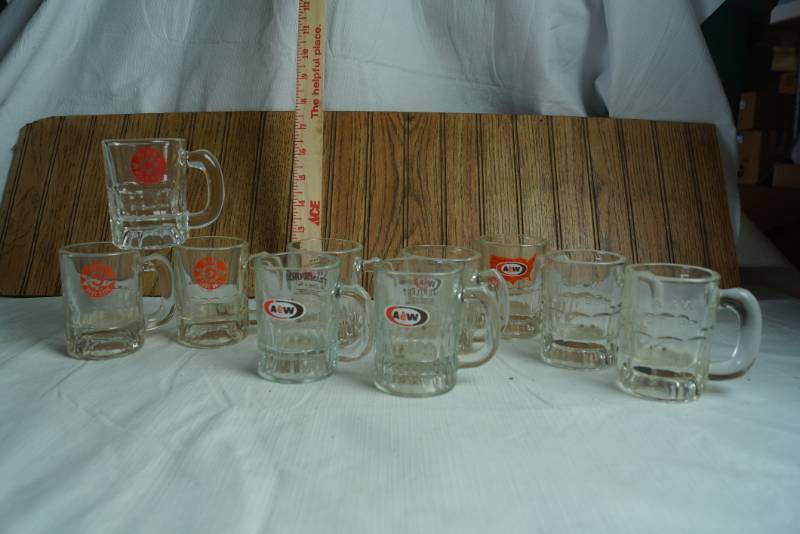 lot 1297 image: Lot of 10 Vintage A & W Root Beer Mugs (smallish, but not tiny) - OLD & NEW LOGO STYLE