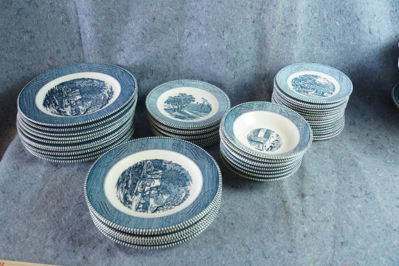 lot 1211 image: Currier and Ives Table Dishes Blue by ROYAL (USA) -  Dinner and Side Plates and Bowls