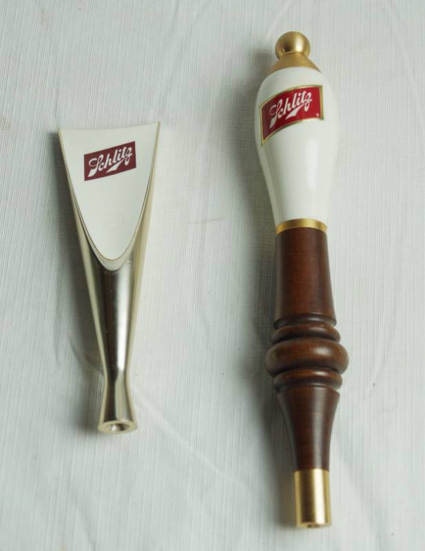 lot 1653 image: Lot of 2 SCHLITZ Vintage Beer Keg Tap Handles - NICE