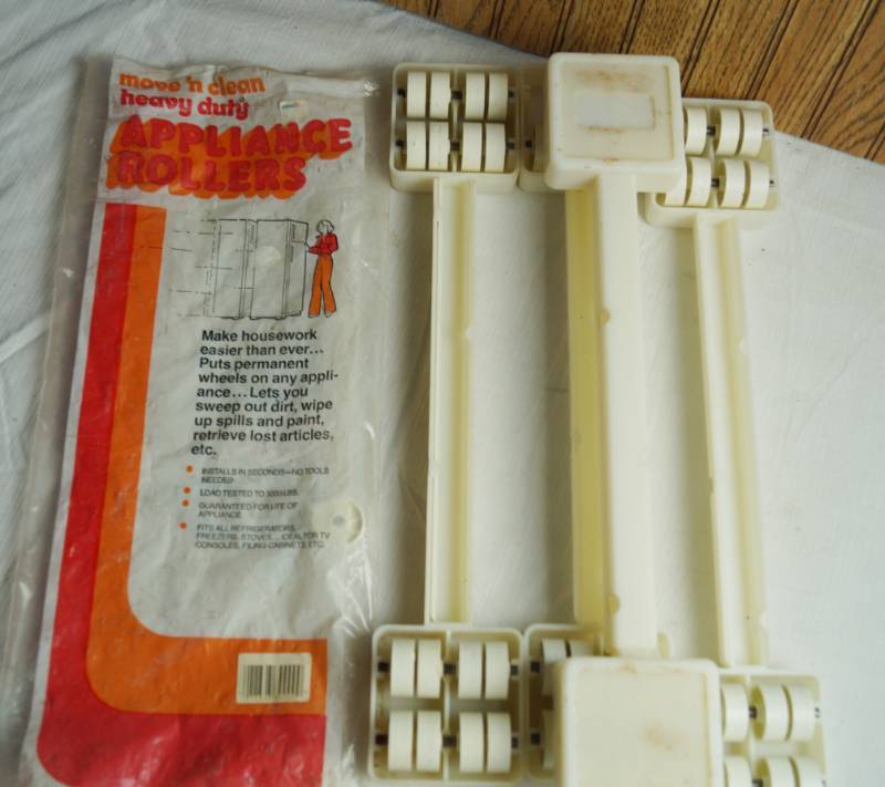 lot 1667 image: Lot of Handy Appliance Rollers - Some still in Package