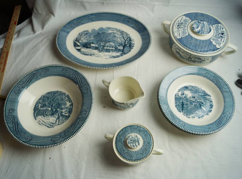 lot 1680 image: Currier and Ives Dishes Blue by ROYAL (USA) - Covered Dish and Various PlatesBowls The rare pieces are here