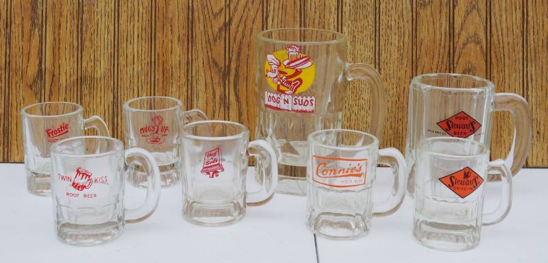 lot 1688 image: Lot of Vintage Rootbeer Mugs - Some obscure brands See pics for details