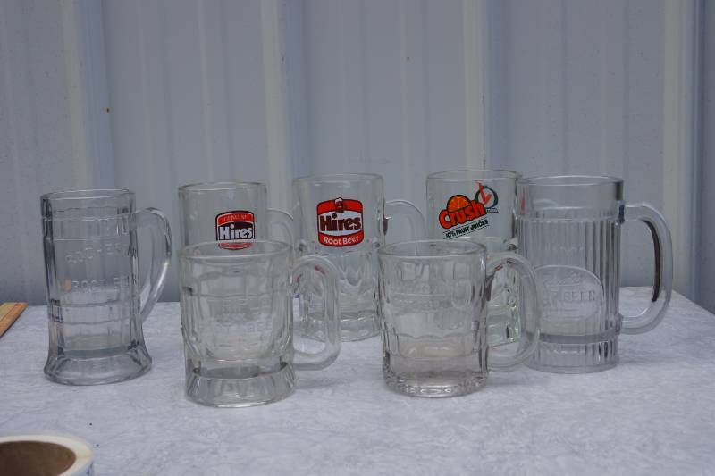 lot 1728 image: Root Beer Mug Collection - Howels - Rochester - Triple XXX - Hires - Crush Orange