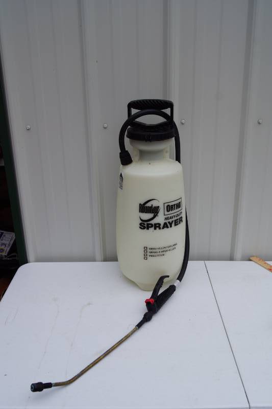 lot 1780 image: Ortho - Roundup Heavy Duty Weed Sprayer