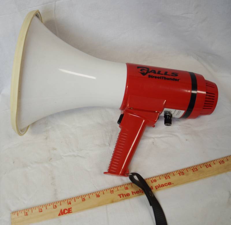 lot 1829 image: Megaphone  Galls Street Thunder - Works
