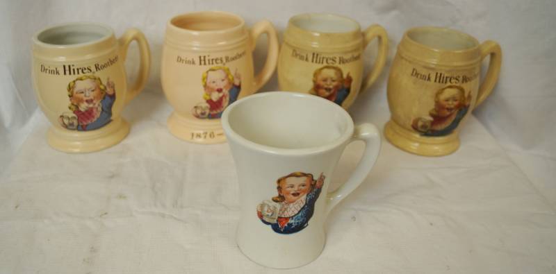 lot 1852 image: Lot of 5 Vintage Hires Rootbeer Mugs
