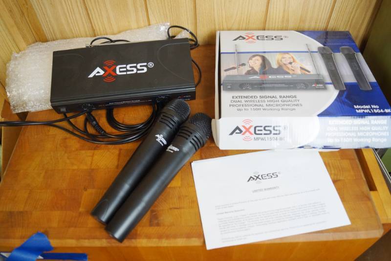 lot 1859 image: Axess Wireless Dual High Quality Microphones