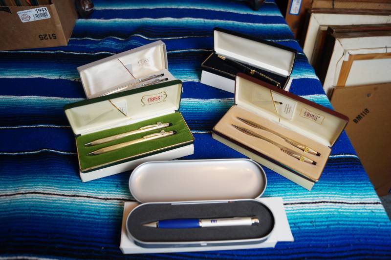 lot 1959 image: Lot of Handwriting Pens - Nice Many are Cross - Check em out