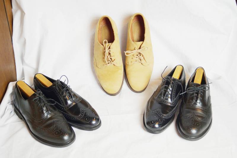 lot 1977 image: Lot of 3 Mens Dress Shoes - Various Sizes