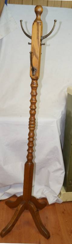 lot 1993 image: Wooden Coat Rack