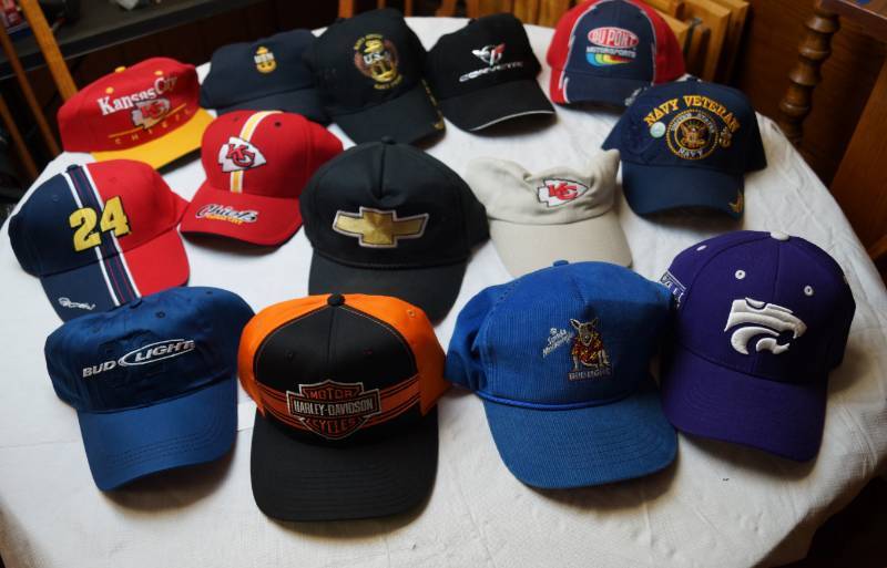 lot 1876 image: Lot of Misc. Ball Caps - BUDWEISER, KC Chiefs, KS State, NAVY, NASCAR - MOST NEW