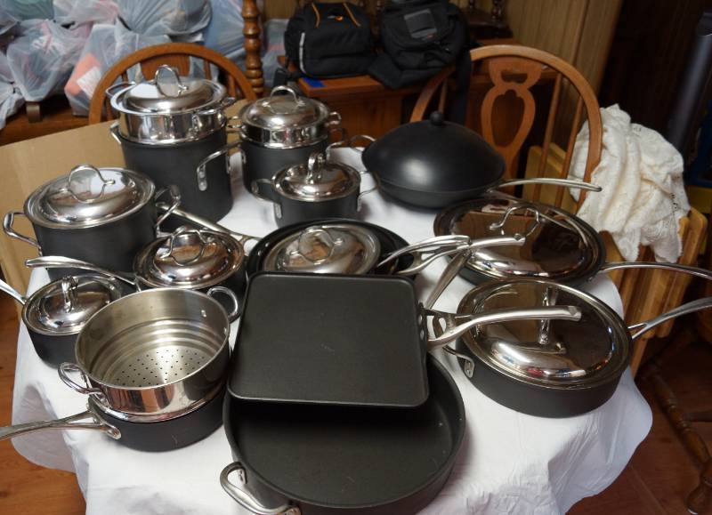 lot 2111 image: Lot of Calphalon Cooking ware