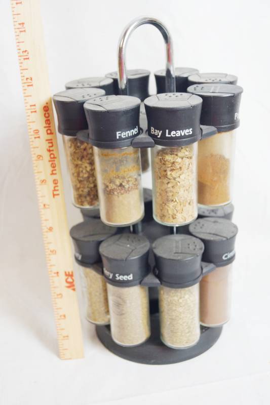 lot 2114 image: Spinning Counter Spice Rack w16 Spices